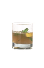 Irish Smash - The Irish Smash drink is made from Irish whiskey, mint leaves, lemon slices, sugar syrup and lemon juice, and served in an old-fashioned glass.